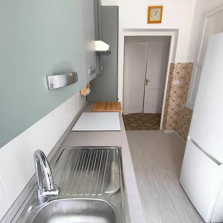 Romein5minutes Apartment *